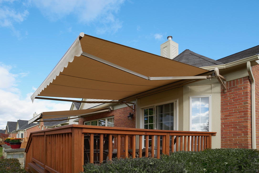 Beige Awning Fullshot Bay Mount Application