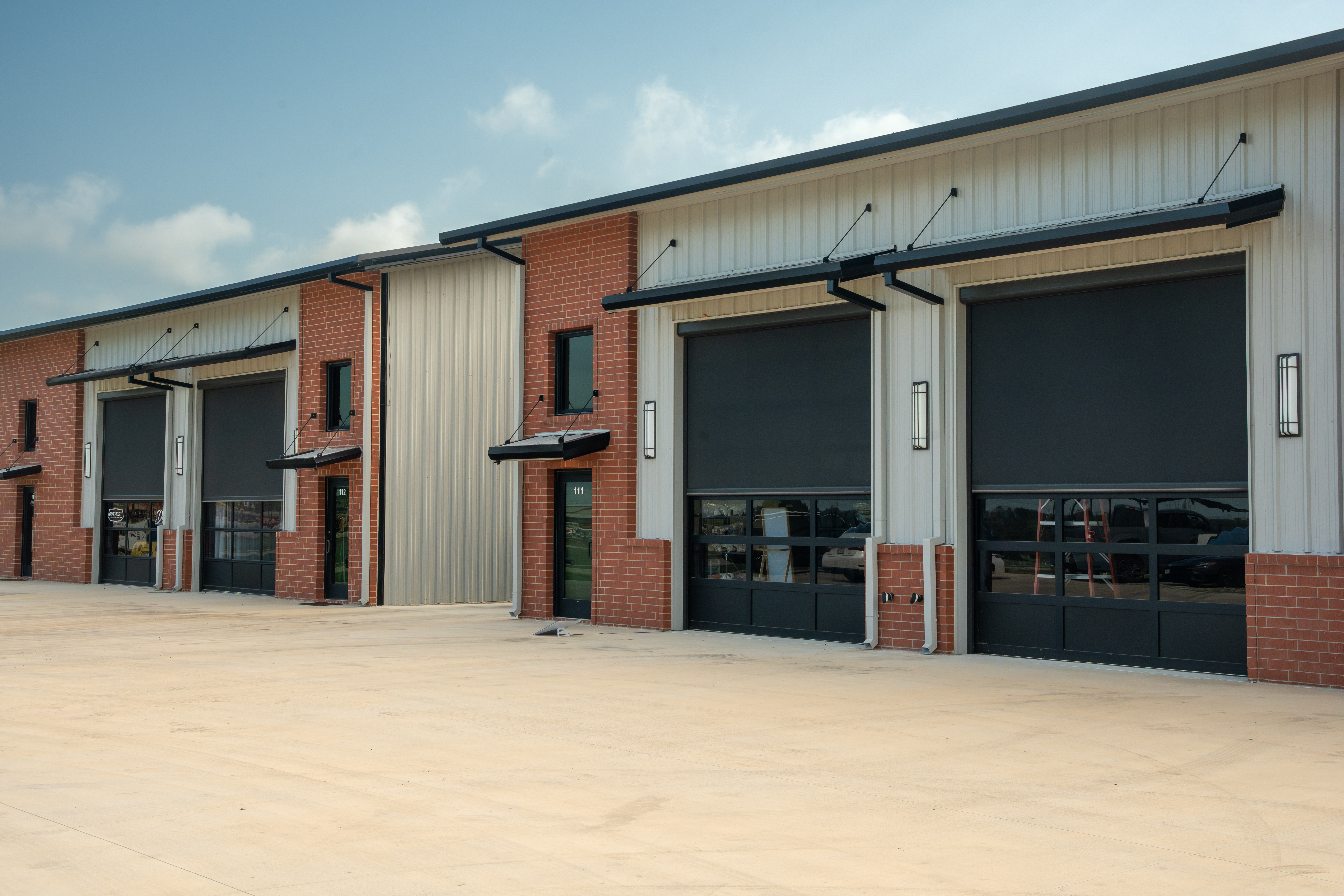 Commercial Screens Brick Aluminum Siding Custom Garages